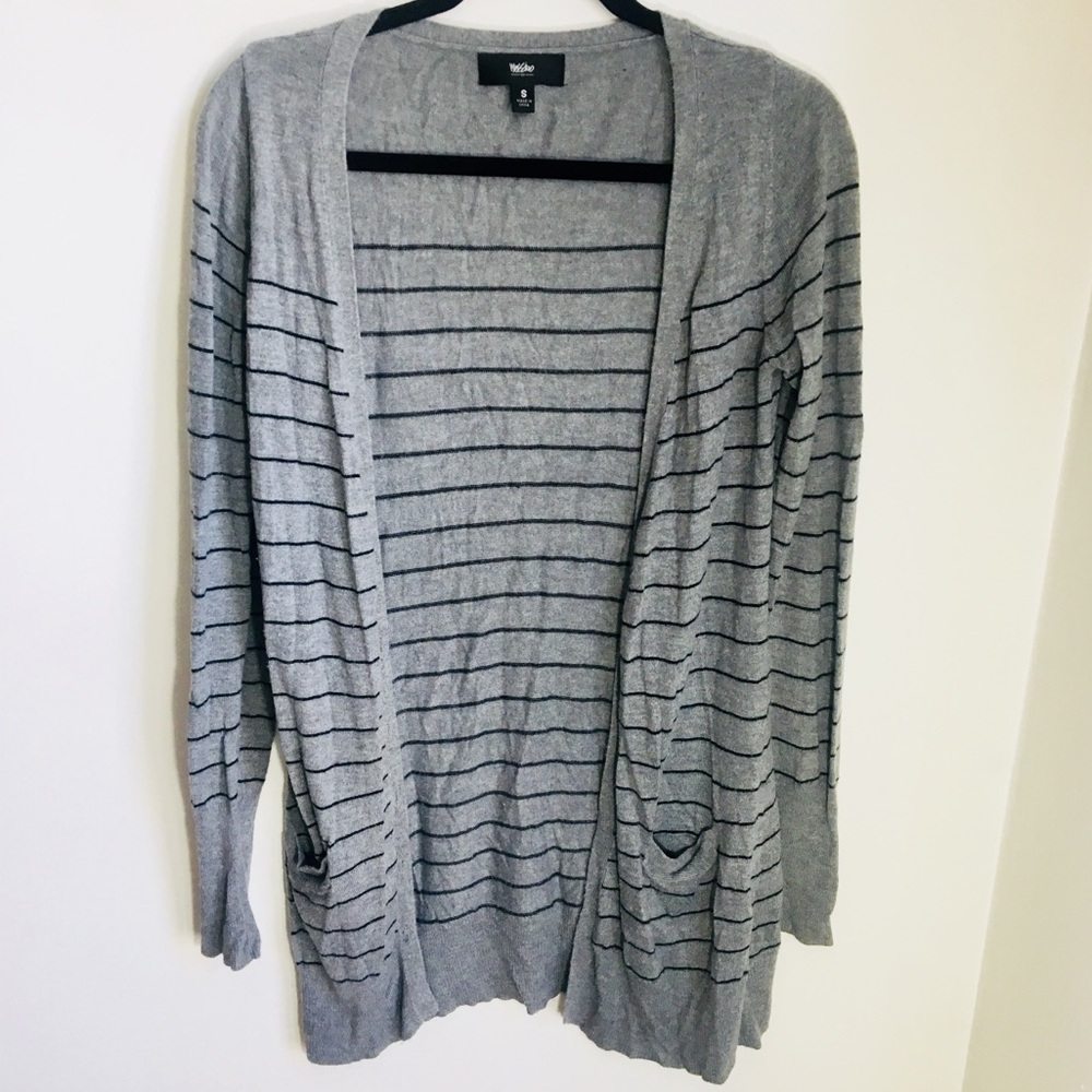 ✨FREE IF BUNDLED✨ Essential Striped Cardigan